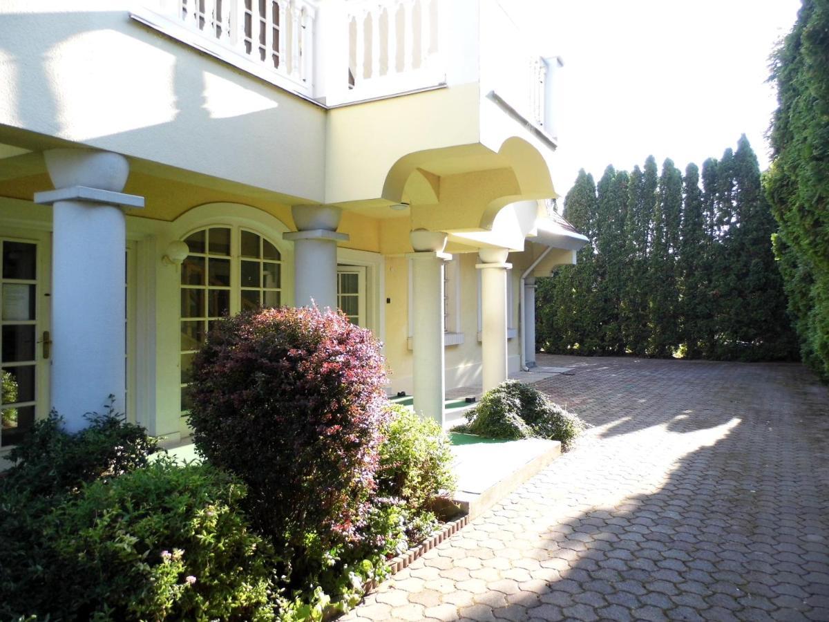 Millennium Villa Keszthely Exterior photo