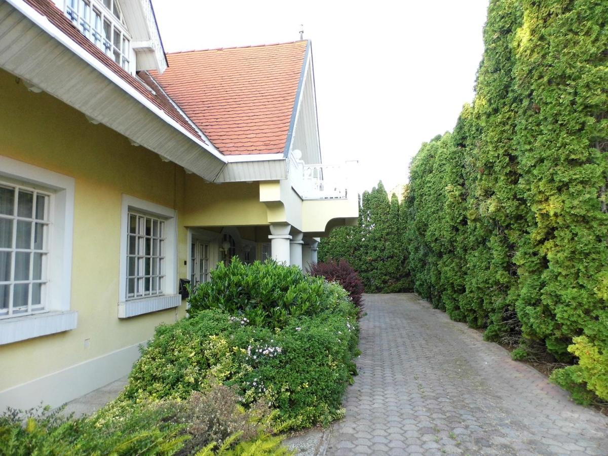 Millennium Villa Keszthely Exterior photo
